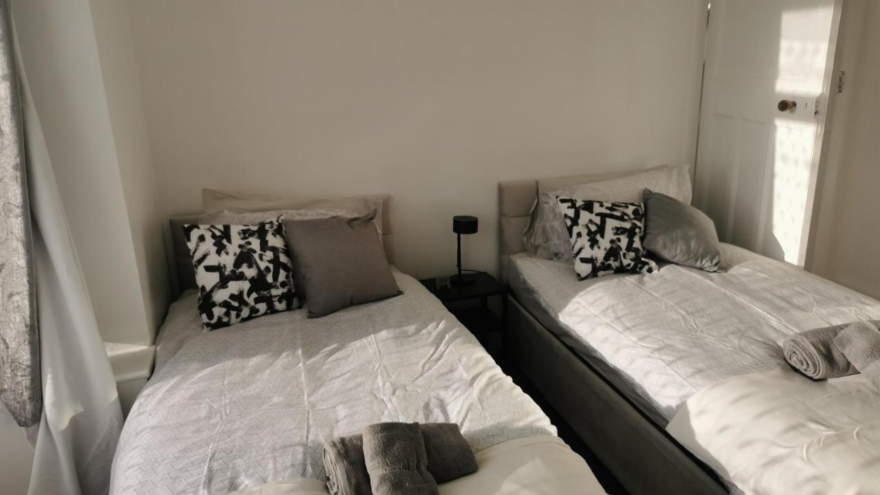 Room 2 Peaceful Stay Near Derby City Centre Exterior photo